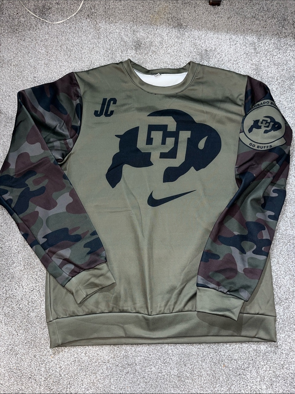 Colorado Buffaloes Go Buffs Olive Green Camo Camouflage sweatshirt L generic